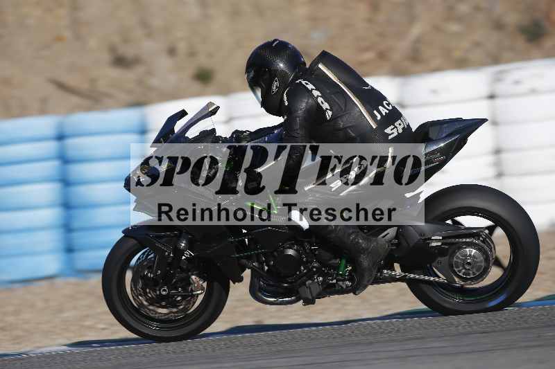 /Archiv-2024/02 29.01.-02.02.2024 Moto Center Thun Jerez/Gruppe schwarz-black/24